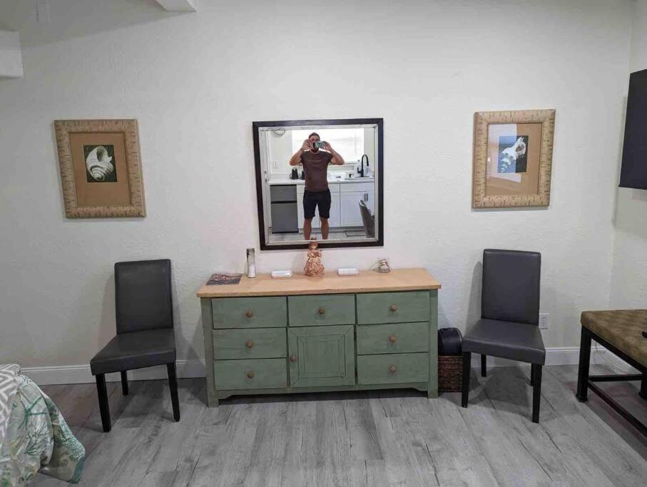 Renovate Large Studio 21-Directly Across Beach 圣徒皮特海滩 外观 照片